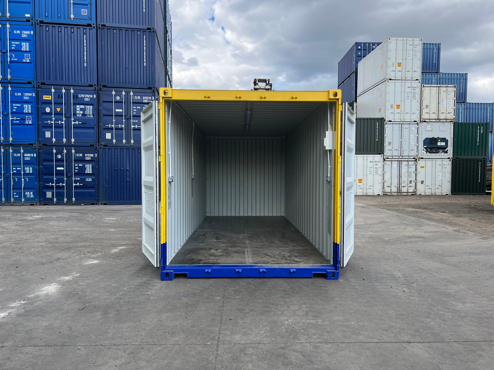 20ft Modified One-Trip Containers – Custom Build for Rainton Construction. - Image 2