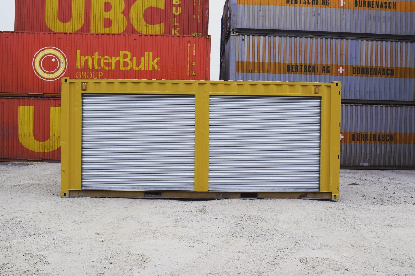 Yellow 20ft Used Container – Dual Side Roll-Up Doors - Image 3