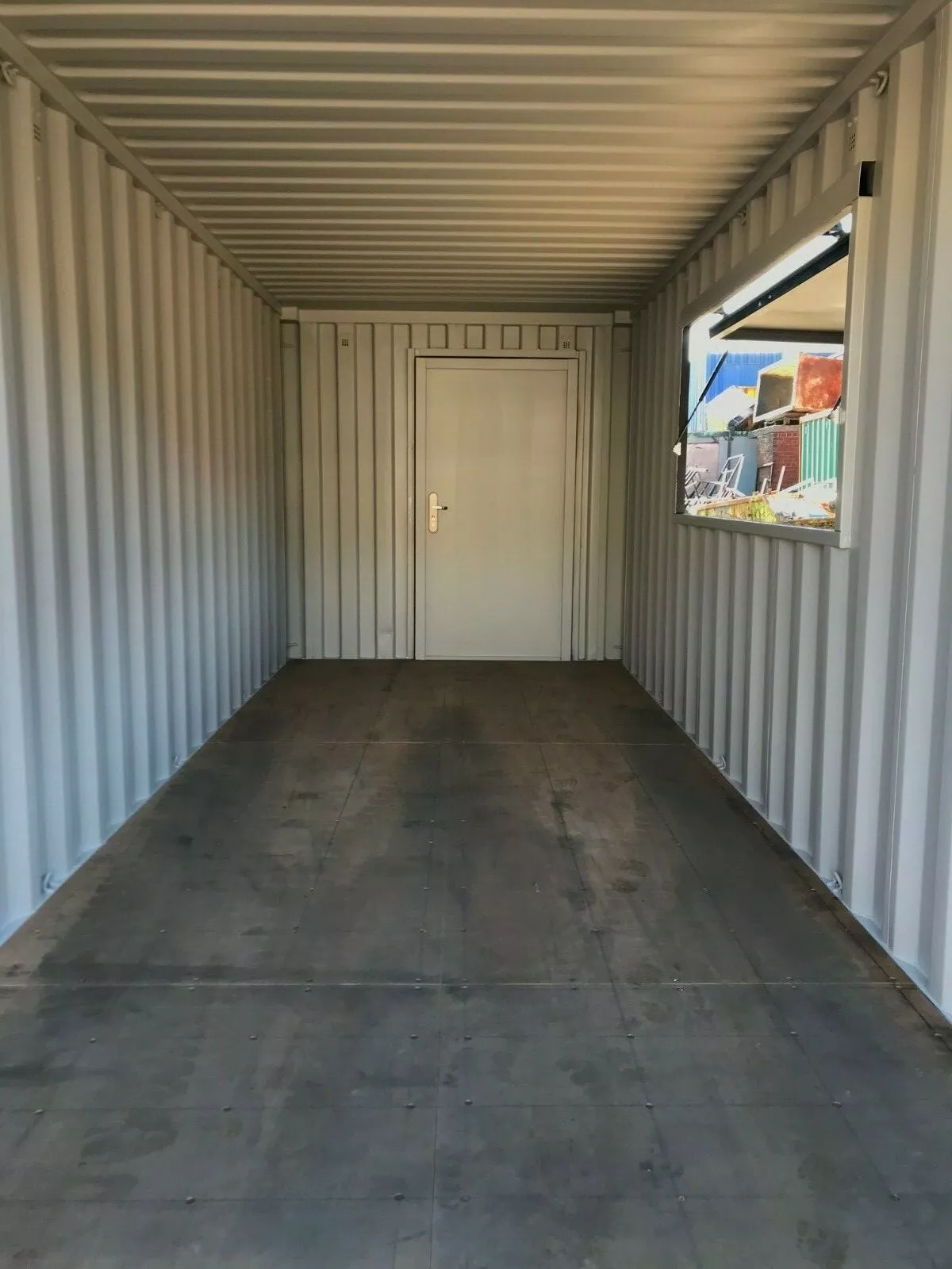 20ft shipping container kitchen/coffee shop/street food -Clean - Image 8