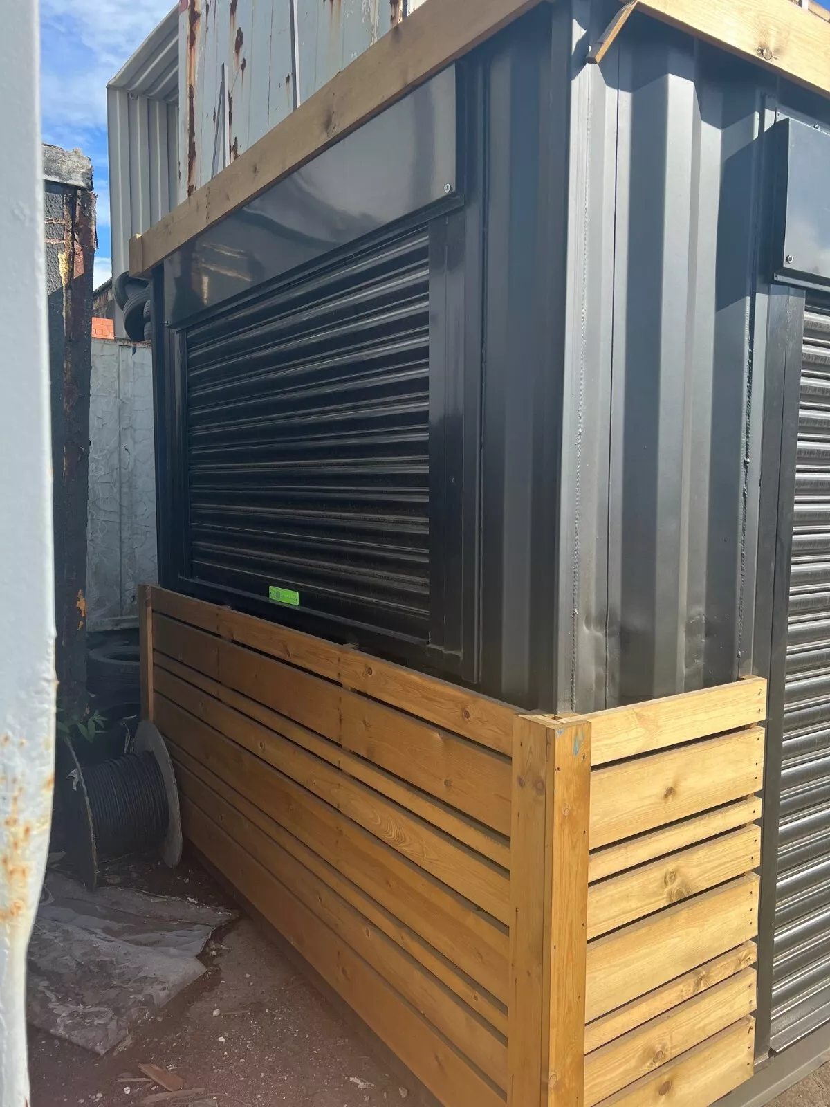 16ft x 8ft Shipping Container - Street Food/Coffee Shop/Food Kiosk - Nationwidee - Image 2