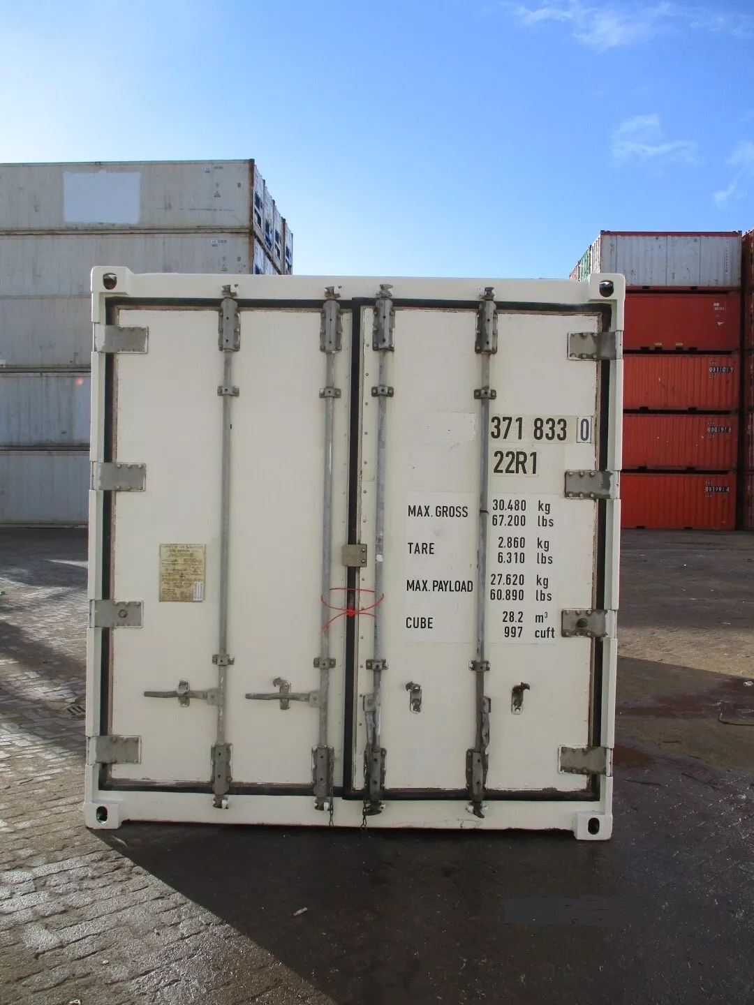 20ft Used Refrigerated Container - Ideal Freezer or Chiller - Image 2