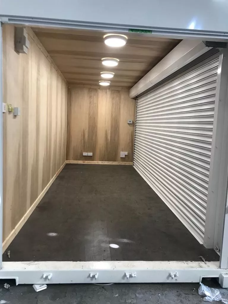 20ft x 8ft Shipping Container with Roll-Up Door – Nationwide Delivery - Image 13