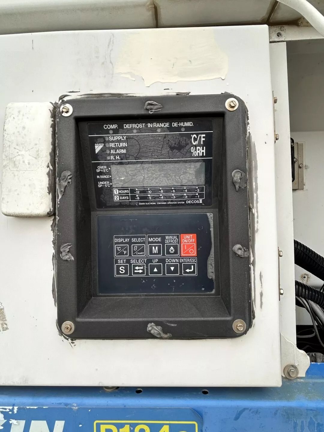 Maersk Used 40ft Cold Storage Reefer Container – Model CCR18060 - Image 11