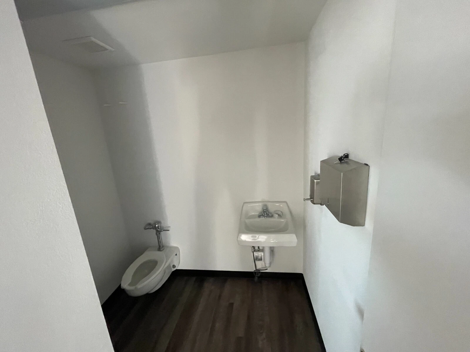 40ft Shipping Container Office with ADA Restroom - Image 6