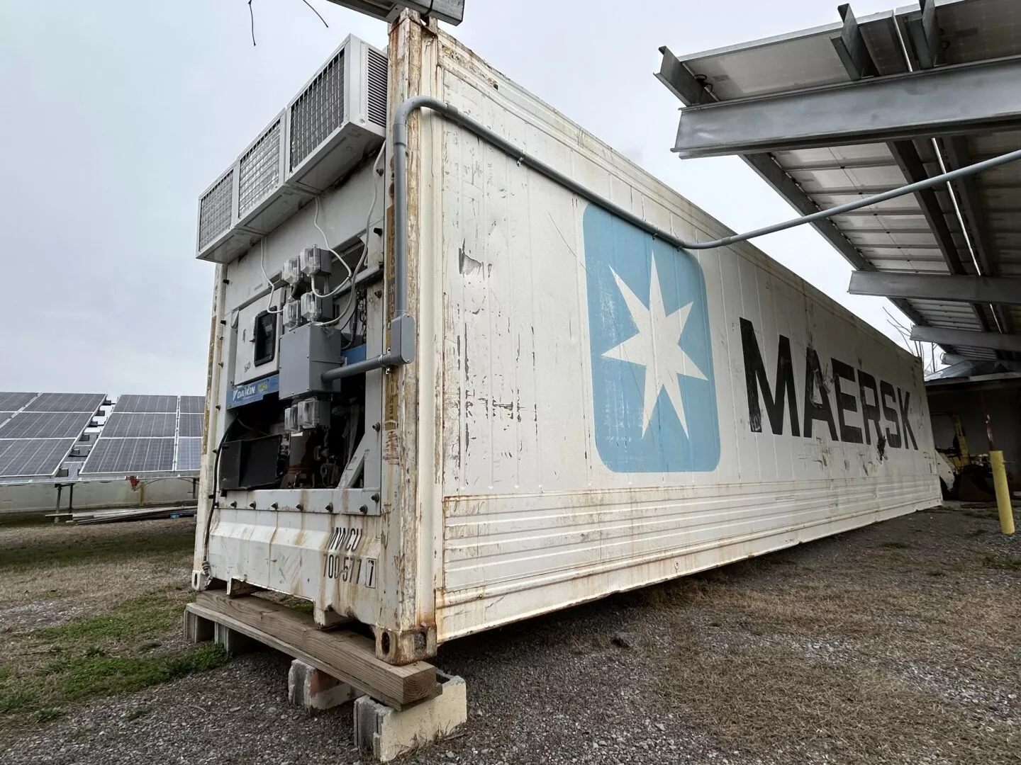 Maersk Used 40ft Cold Storage Reefer Container – Model CCR18060 - Image 3